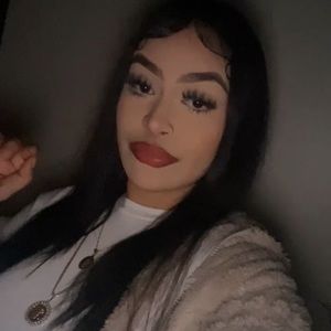 Meet your Posher, Lizbeth